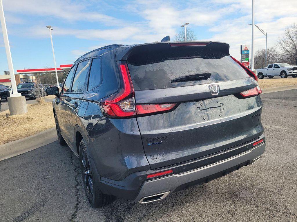 new 2026 Honda CR-V Hybrid car, priced at $41,675