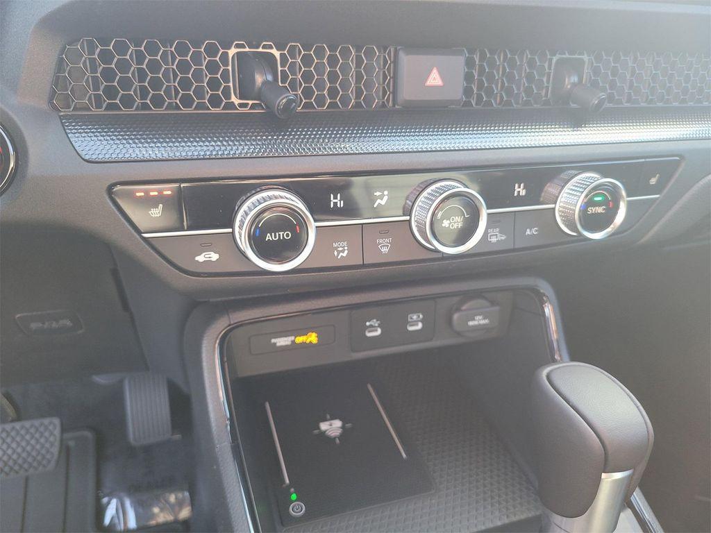 new 2026 Honda CR-V Hybrid car, priced at $41,675