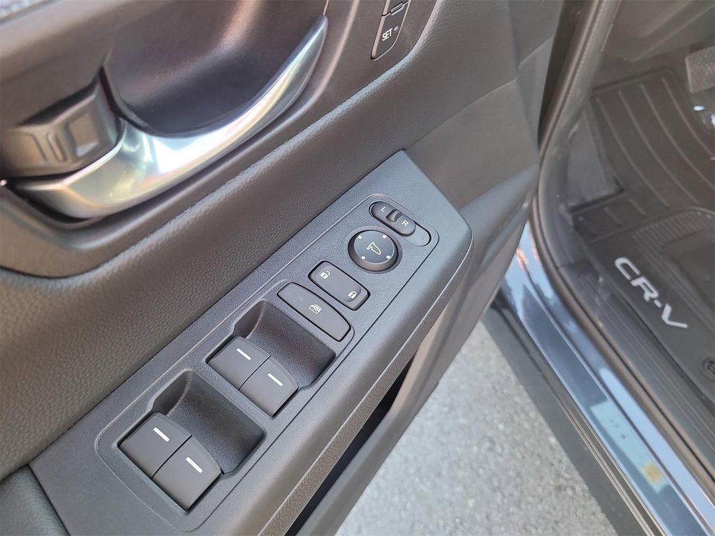 new 2026 Honda CR-V Hybrid car, priced at $41,675