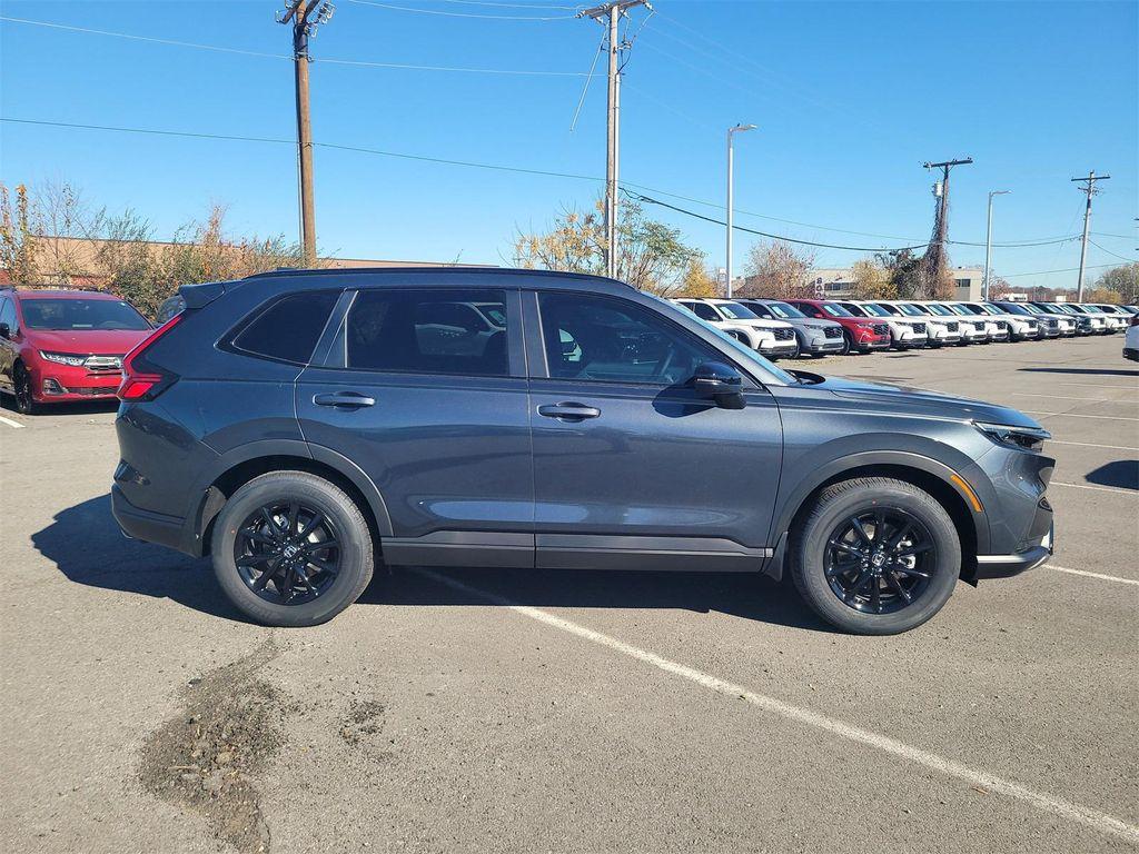 new 2026 Honda CR-V Hybrid car, priced at $41,675