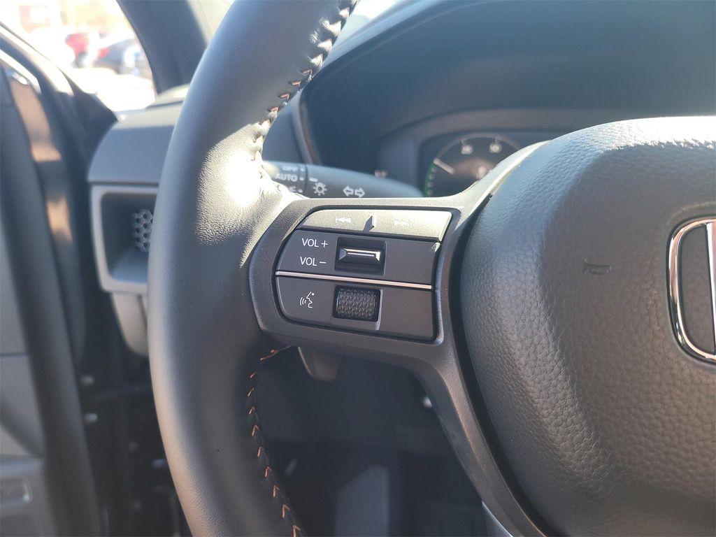 new 2026 Honda CR-V Hybrid car, priced at $41,675