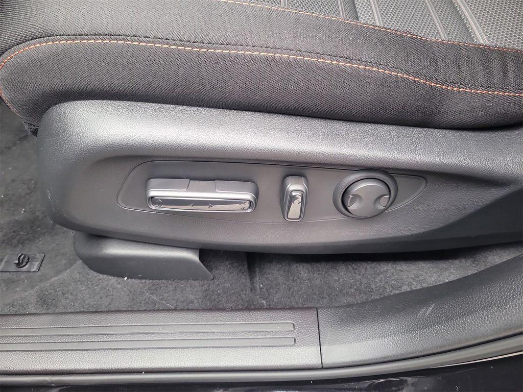 new 2026 Honda CR-V Hybrid car, priced at $40,250