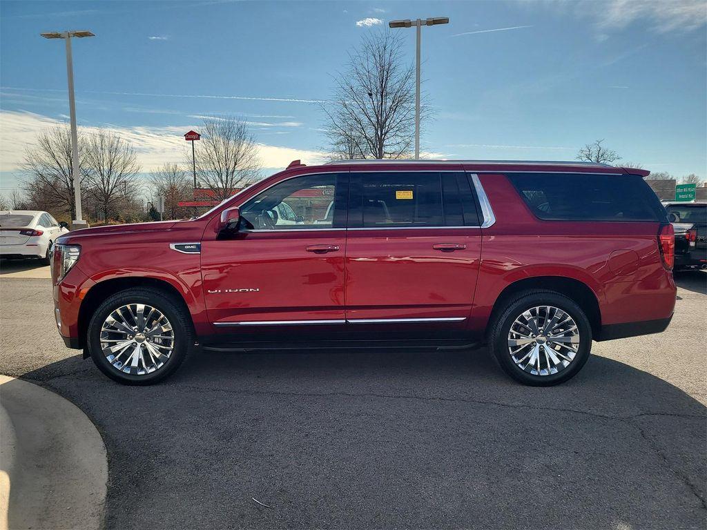 used 2021 GMC Yukon XL car, priced at $44,343