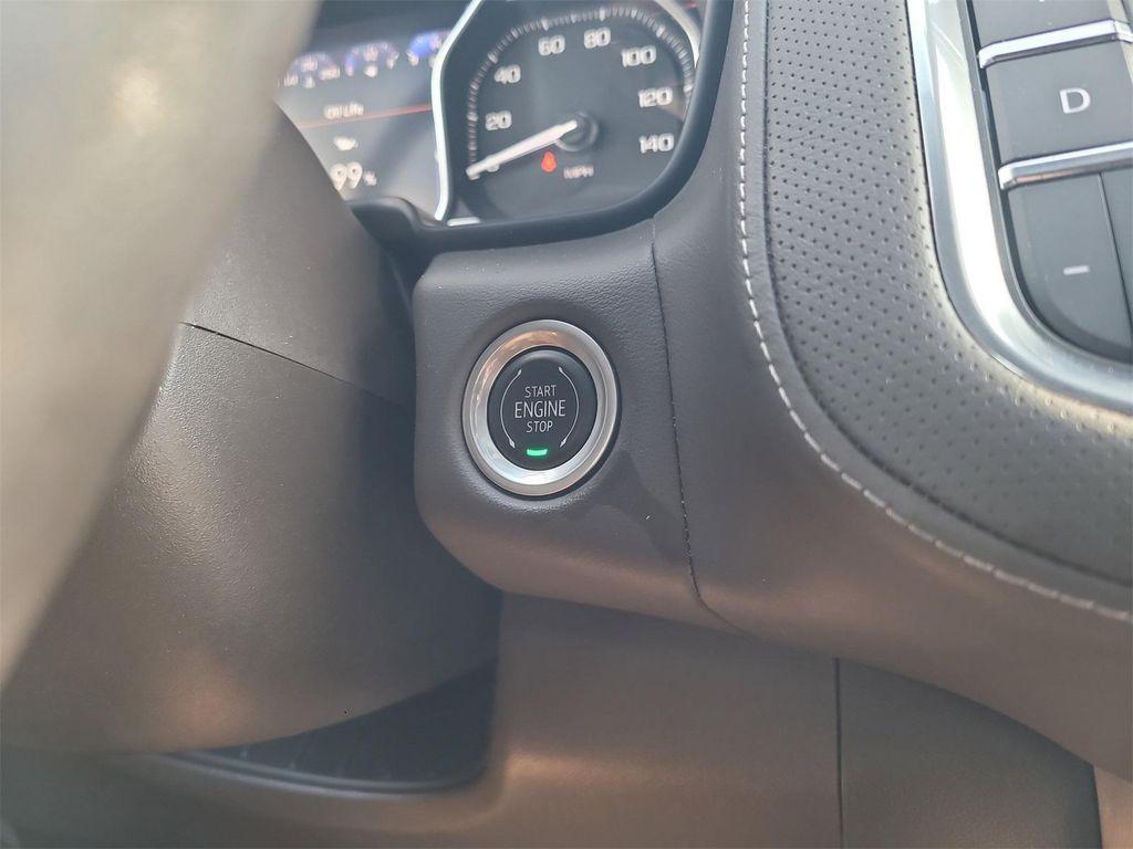 used 2021 GMC Yukon XL car, priced at $44,343