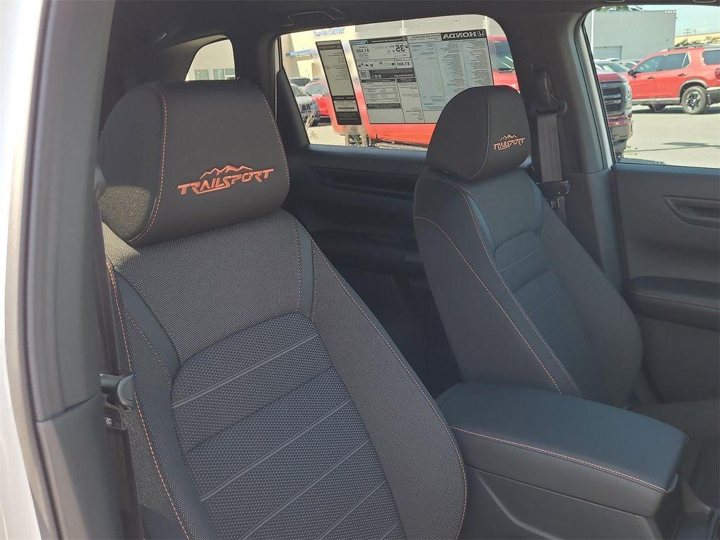 new 2026 Honda CR-V Hybrid car, priced at $38,795