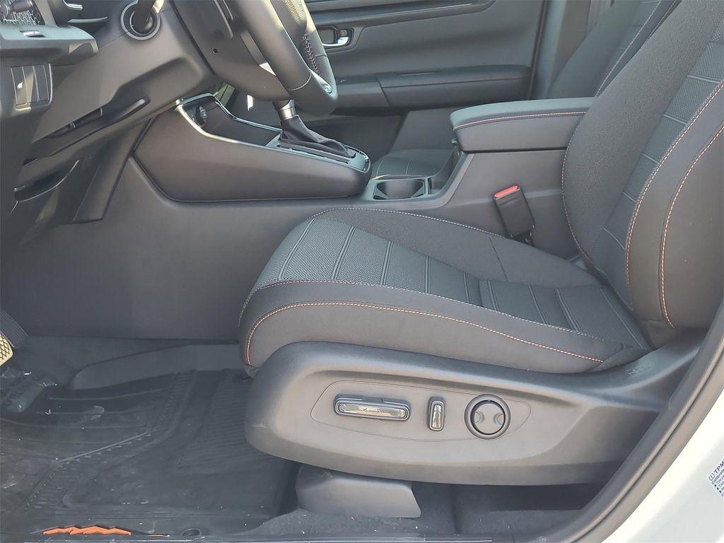 new 2026 Honda CR-V Hybrid car, priced at $38,795