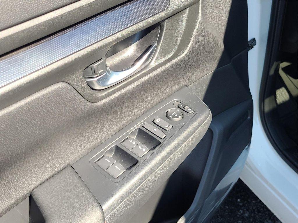 new 2026 Honda CR-V Hybrid car, priced at $38,795