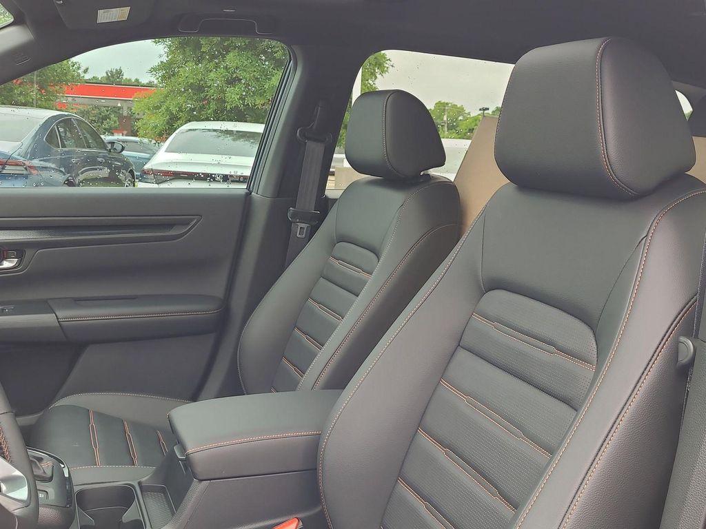 new 2026 Honda CR-V Hybrid car, priced at $40,425
