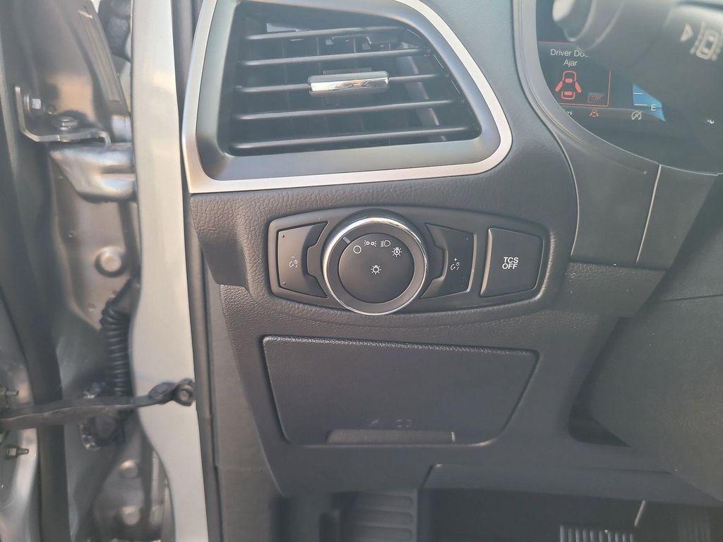 used 2024 Ford Edge car, priced at $23,000