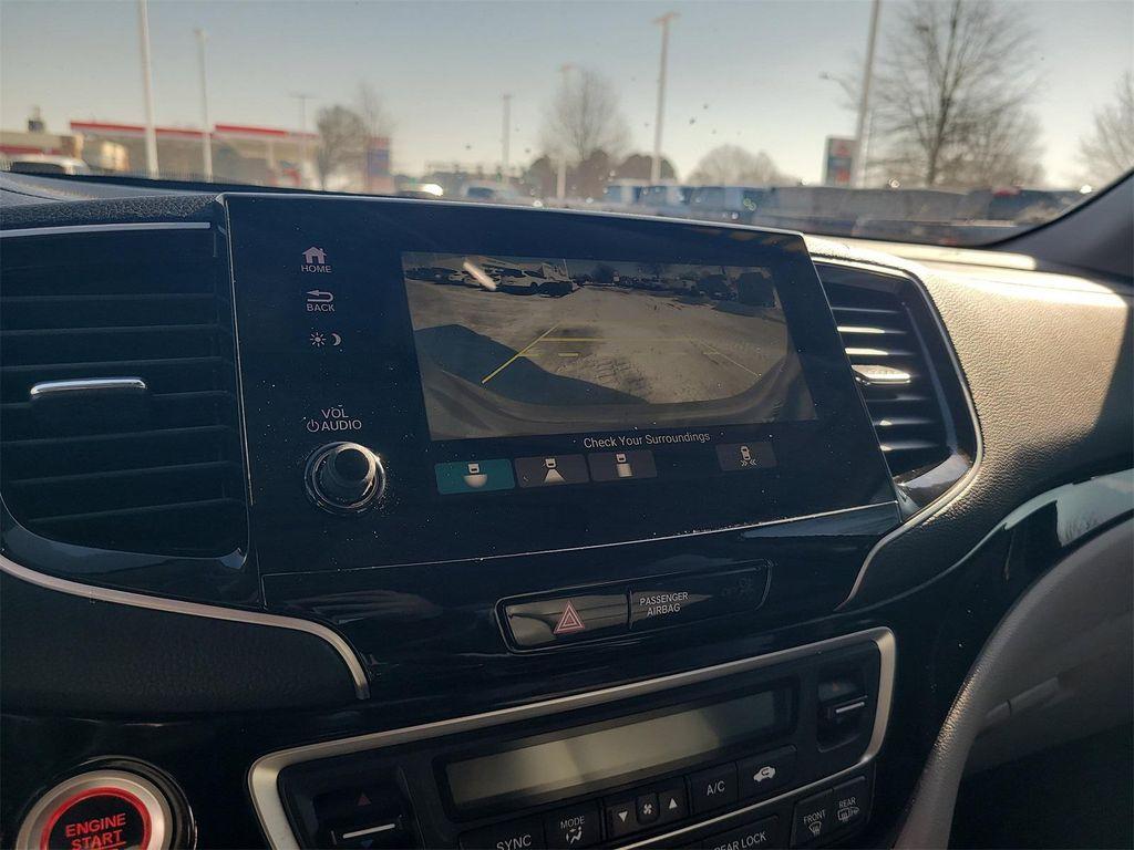 used 2020 Honda Pilot car, priced at $25,976