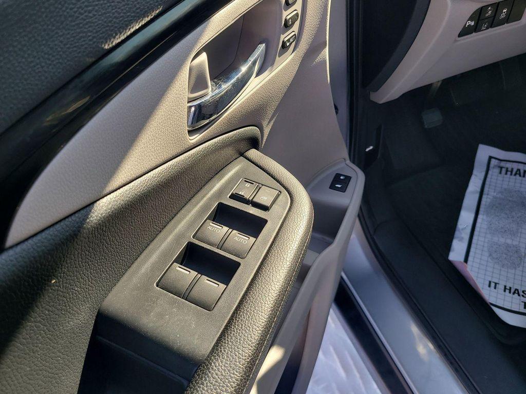 used 2020 Honda Pilot car, priced at $24,679