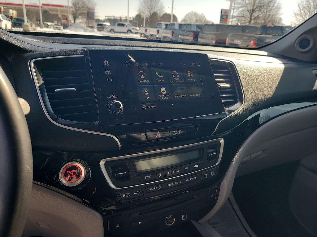 used 2020 Honda Pilot car, priced at $24,679