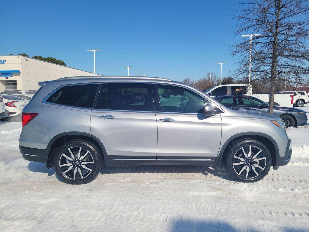 used 2020 Honda Pilot car, priced at $24,679