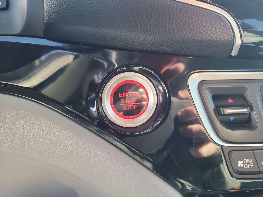 used 2020 Honda Pilot car, priced at $24,679