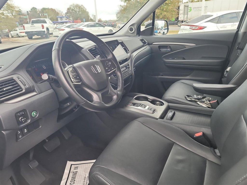 used 2021 Honda Pilot car, priced at $26,265