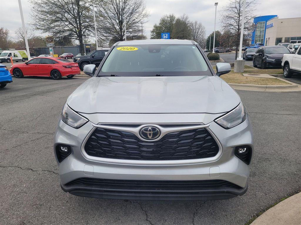 used 2023 Toyota Highlander car, priced at $30,176