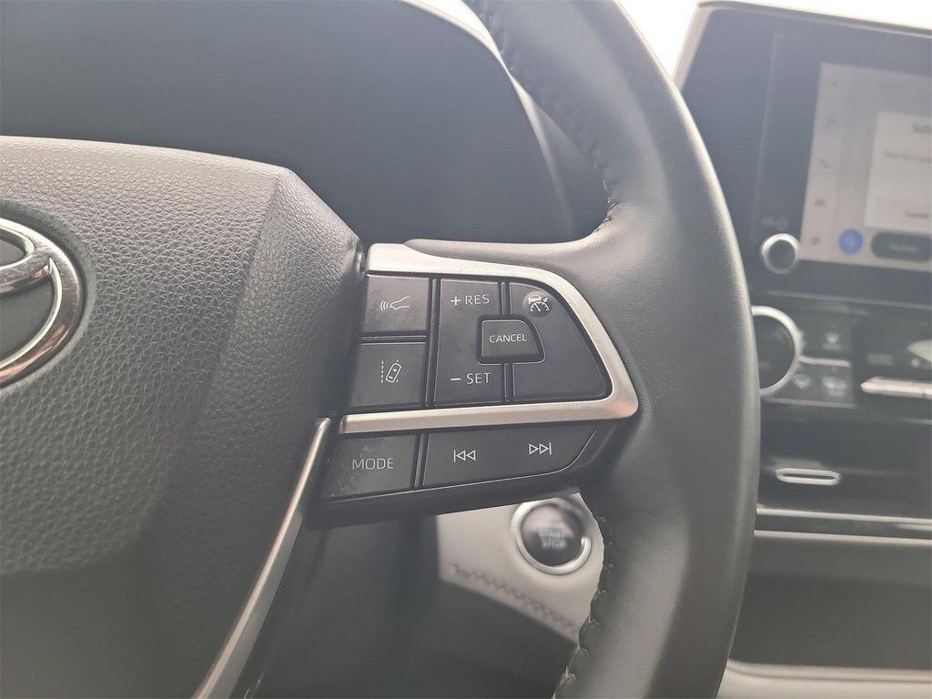 used 2023 Toyota Highlander car, priced at $30,176