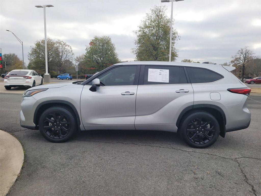 used 2023 Toyota Highlander car, priced at $30,176