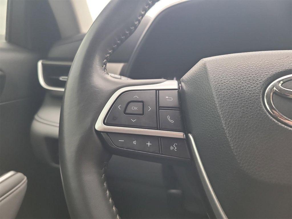 used 2023 Toyota Highlander car, priced at $30,176