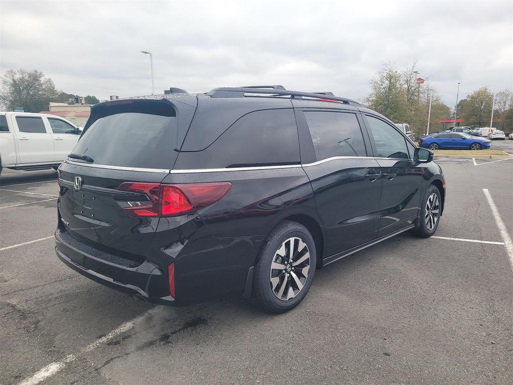 new 2026 Honda Odyssey car, priced at $42,183