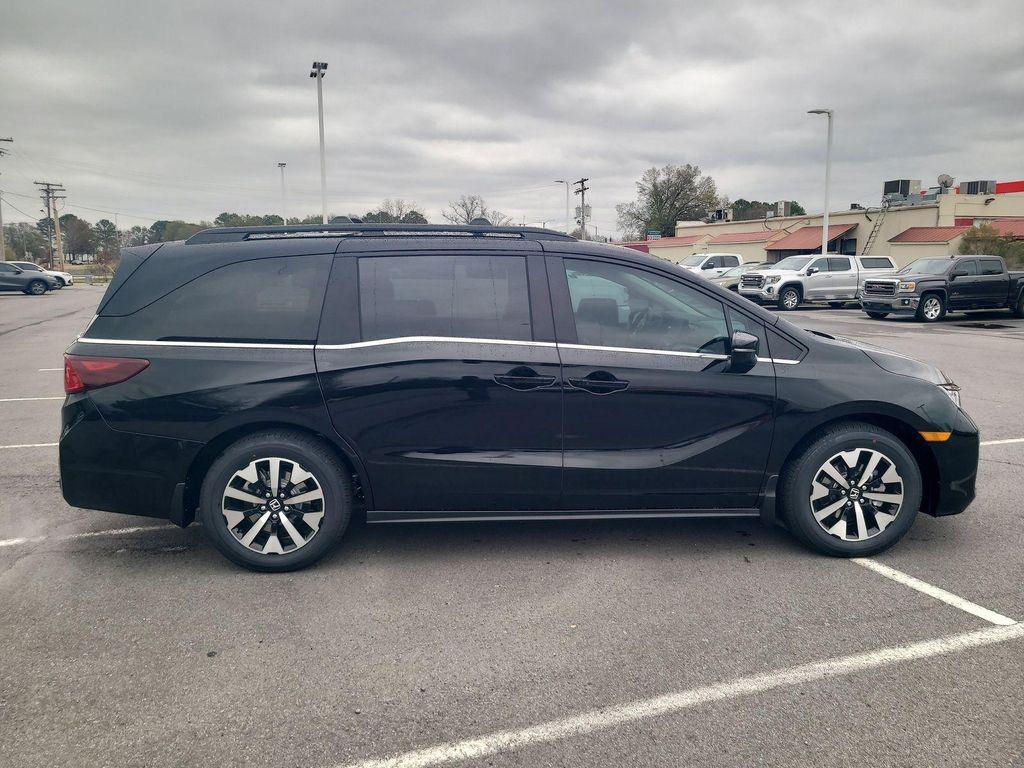 new 2026 Honda Odyssey car, priced at $42,184