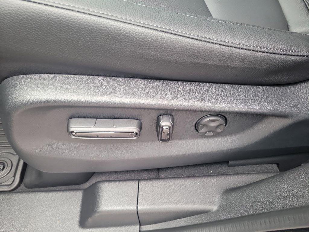 new 2026 Honda Odyssey car, priced at $42,183