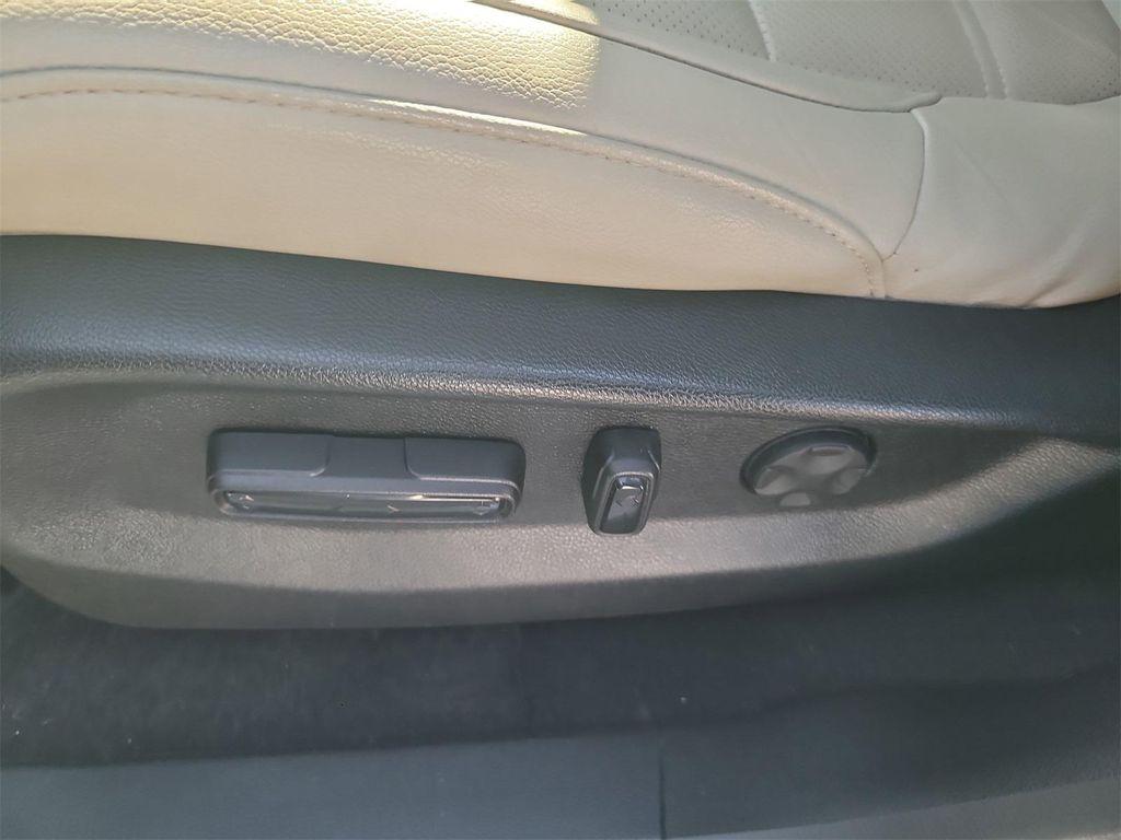 used 2022 Honda CR-V Hybrid car, priced at $21,345