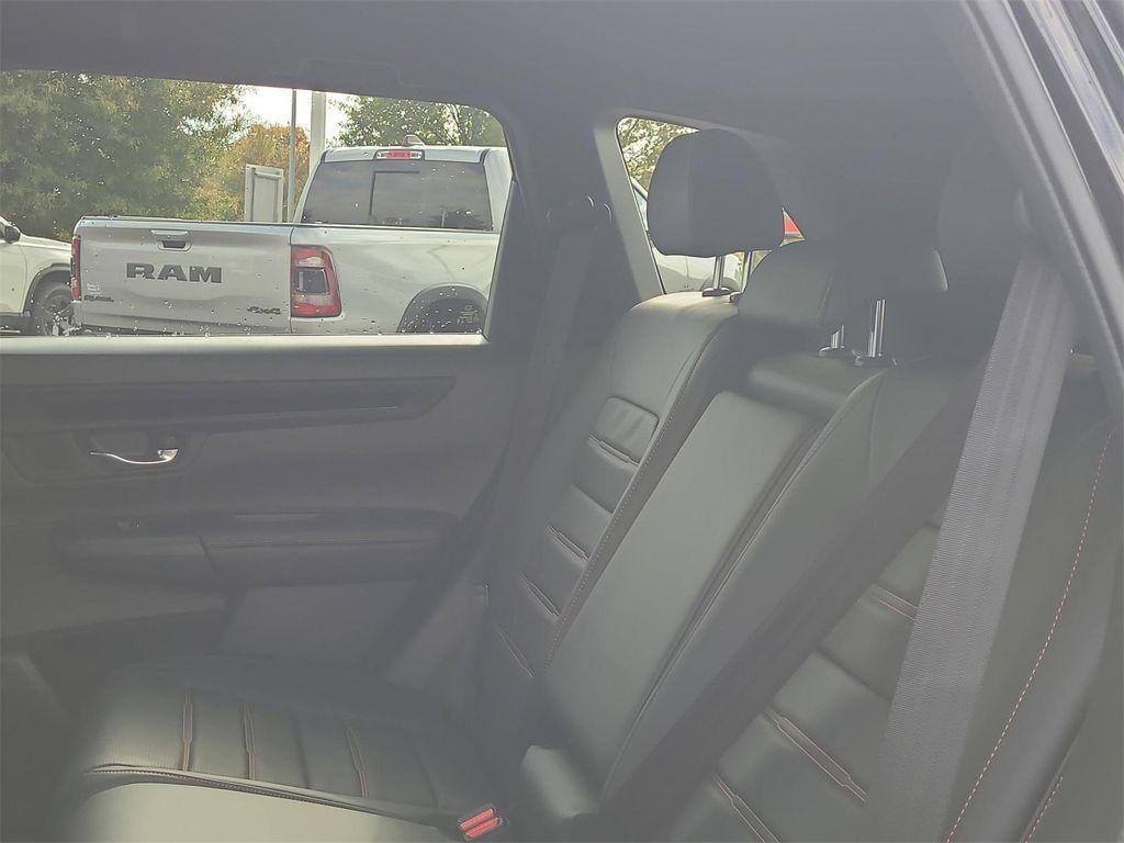 new 2026 Honda CR-V Hybrid car, priced at $40,175