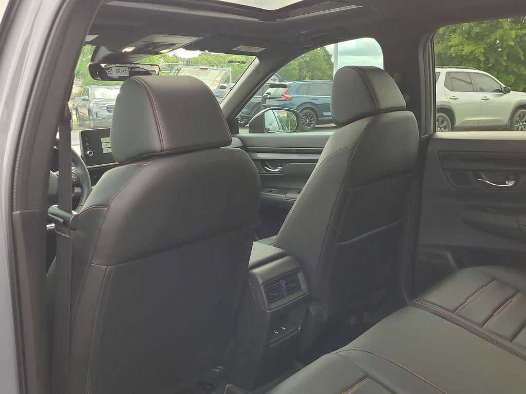 new 2026 Honda CR-V Hybrid car, priced at $40,630