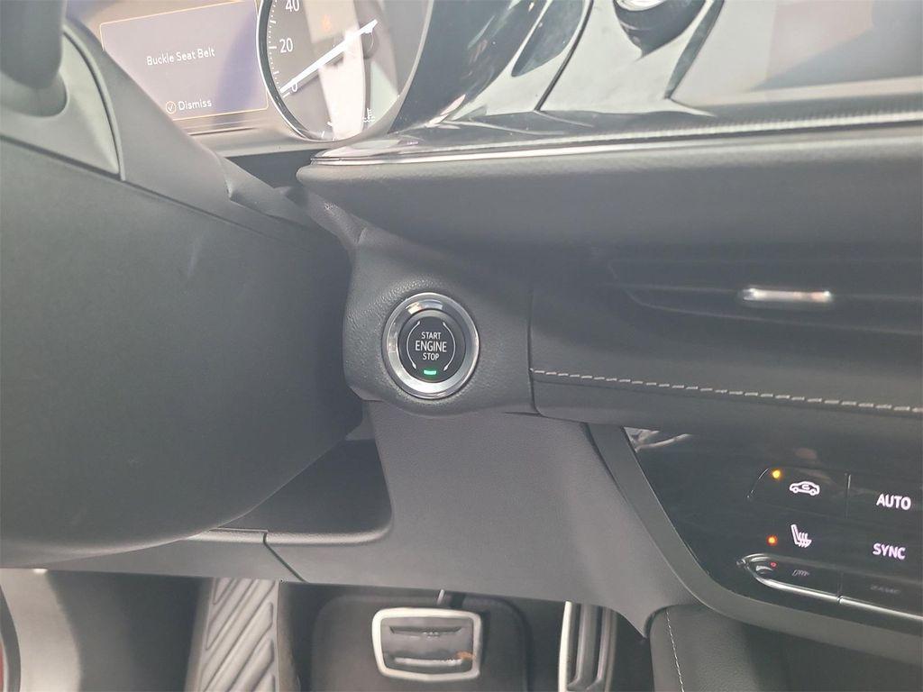 used 2023 Buick Envision car, priced at $25,630