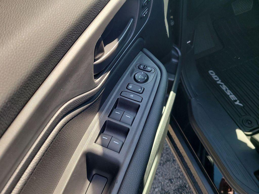 new 2026 Honda Odyssey car, priced at $41,738