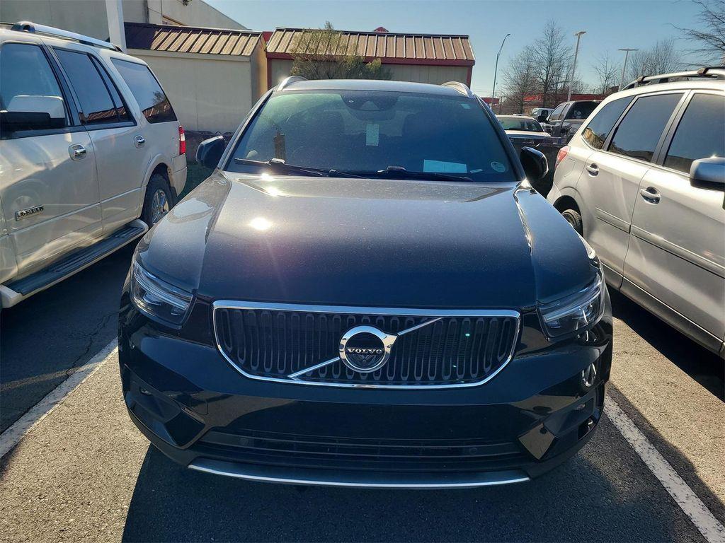 used 2019 Volvo XC40 car, priced at $14,626