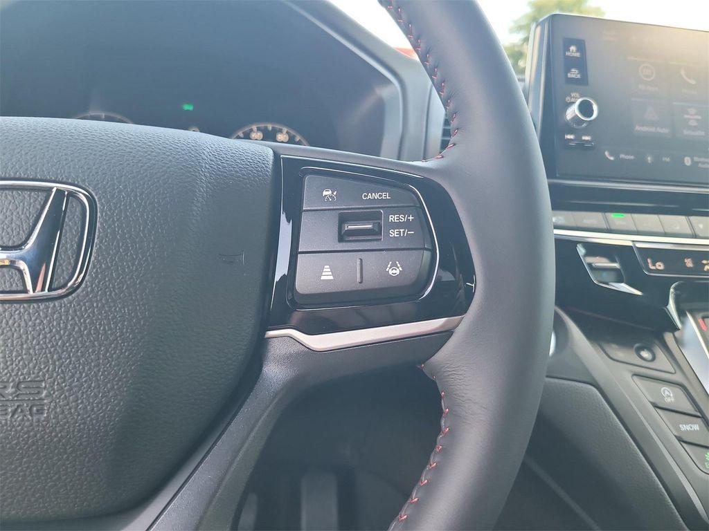 new 2026 Honda Odyssey car, priced at $45,845