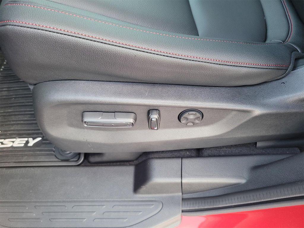 new 2026 Honda Odyssey car, priced at $45,845