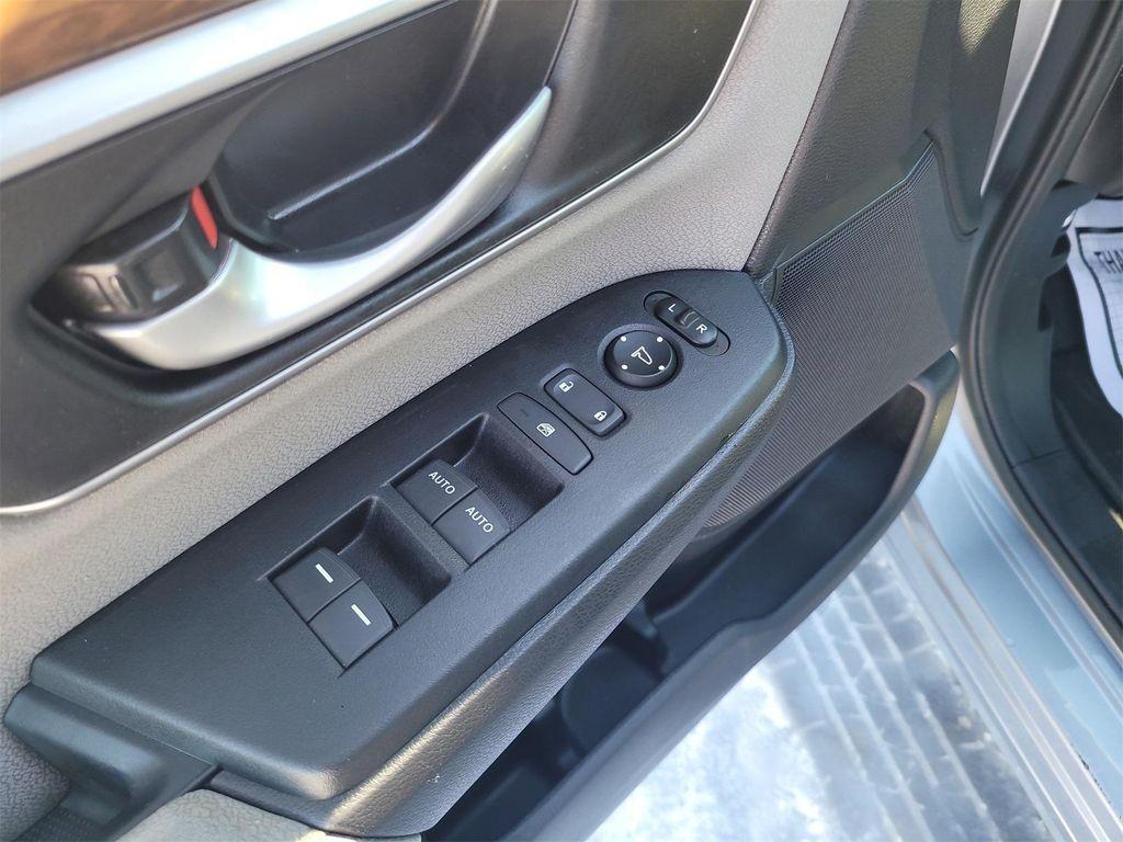 used 2020 Honda CR-V car, priced at $23,064