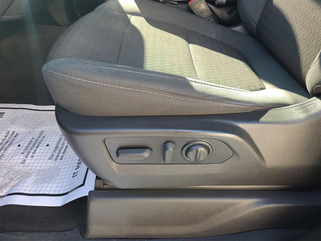 used 2021 Chevrolet Silverado 1500 car, priced at $31,975