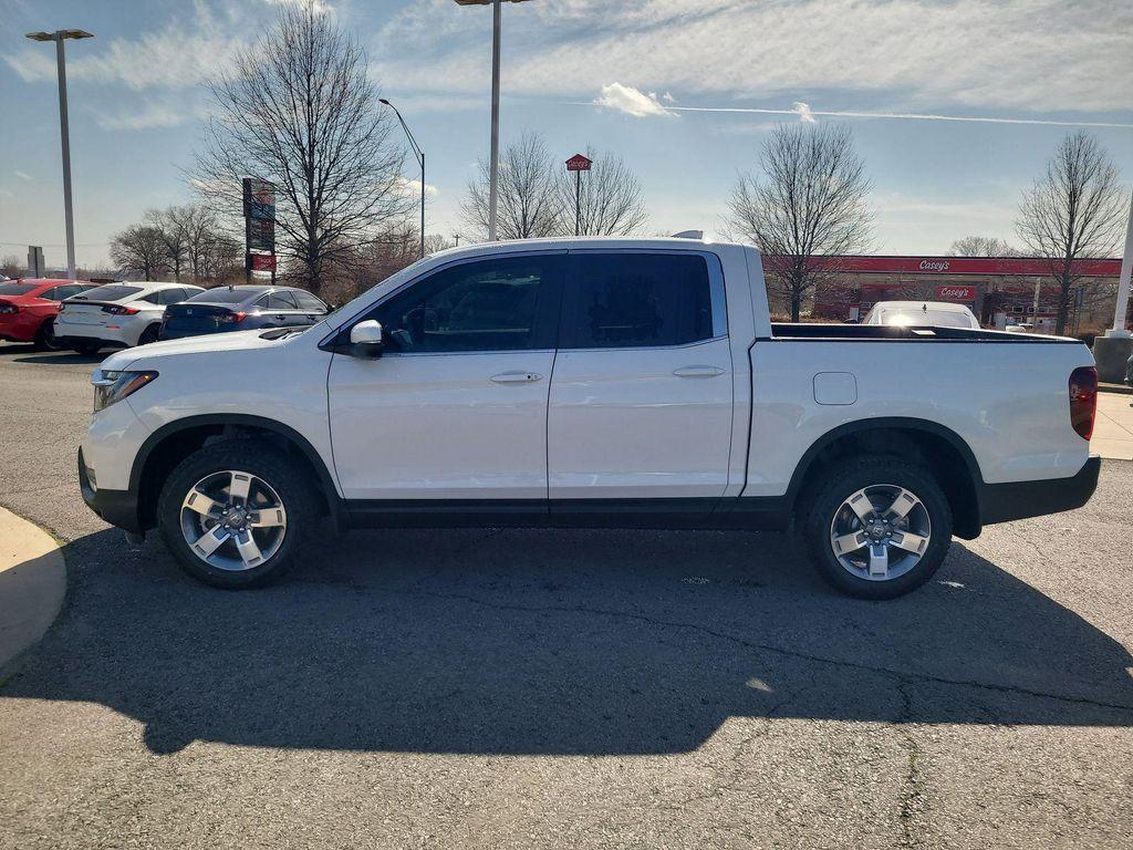 new 2026 Honda Ridgeline car, priced at $43,601