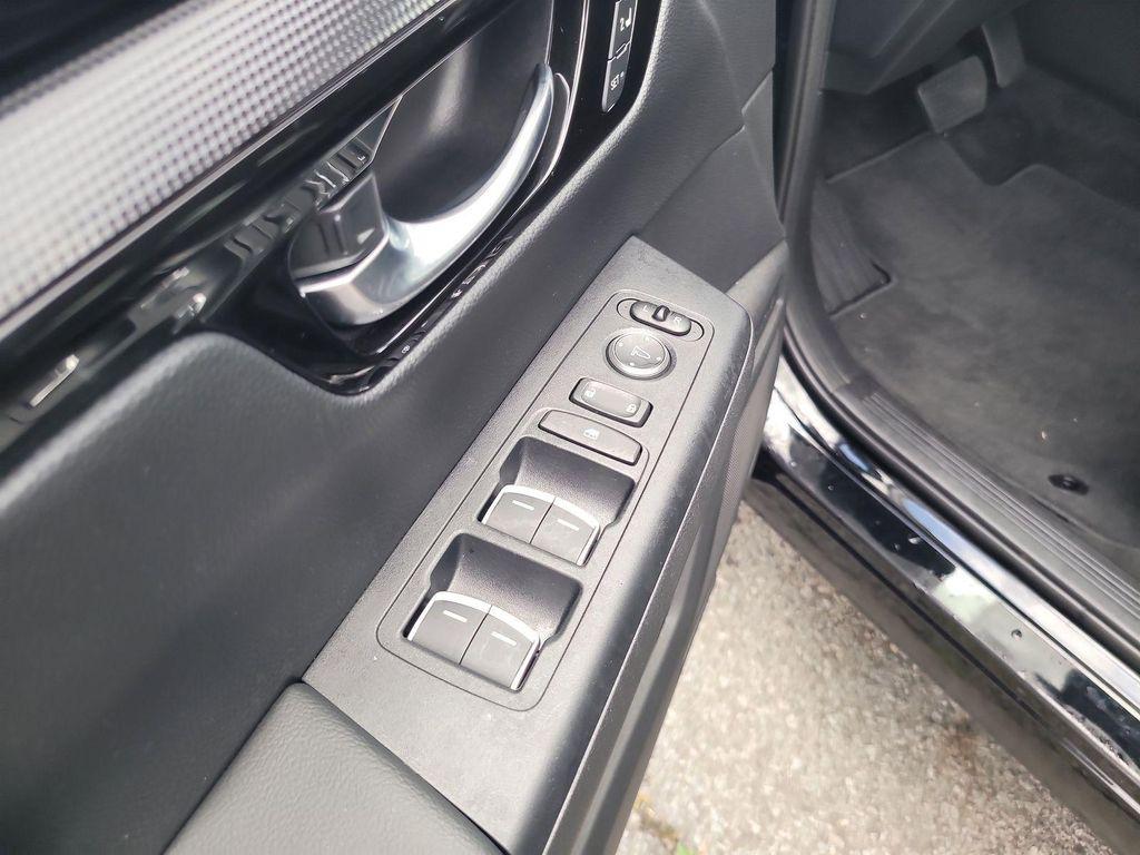 used 2024 Honda CR-V car, priced at $32,043