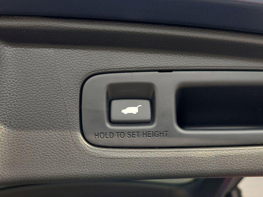 new 2026 Honda CR-V Hybrid car, priced at $38,262