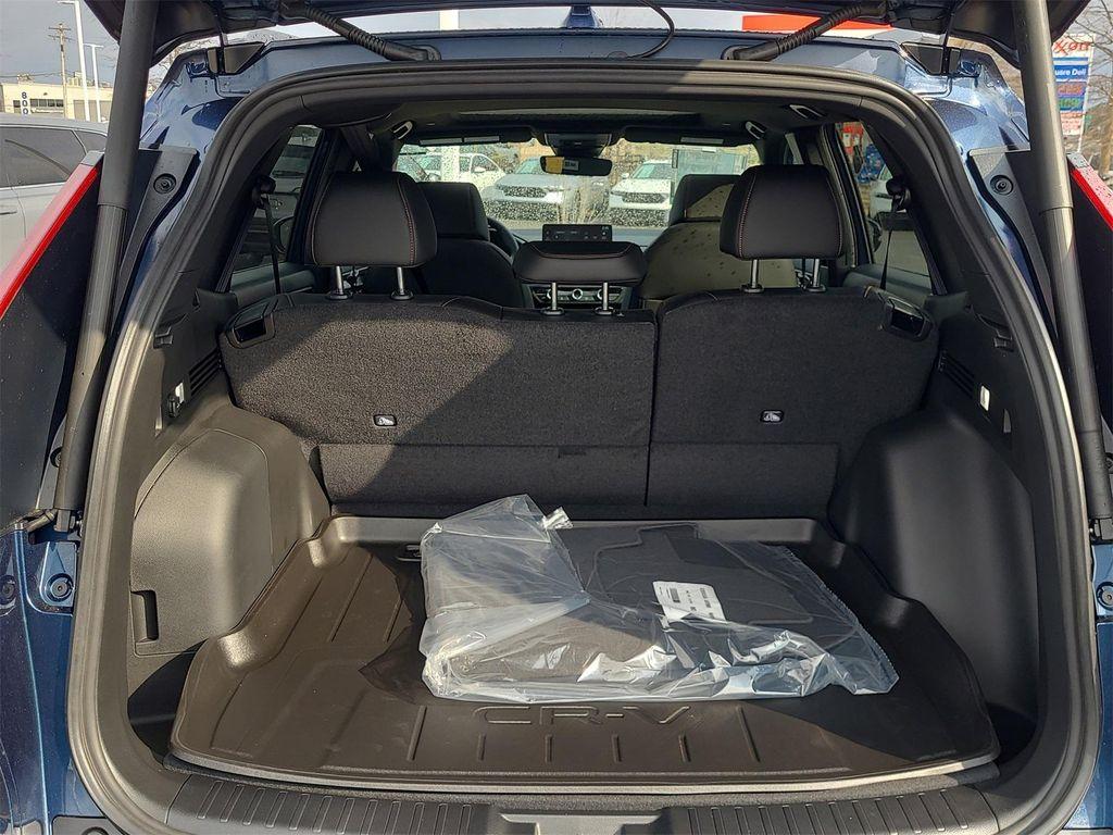 new 2026 Honda CR-V Hybrid car, priced at $40,175