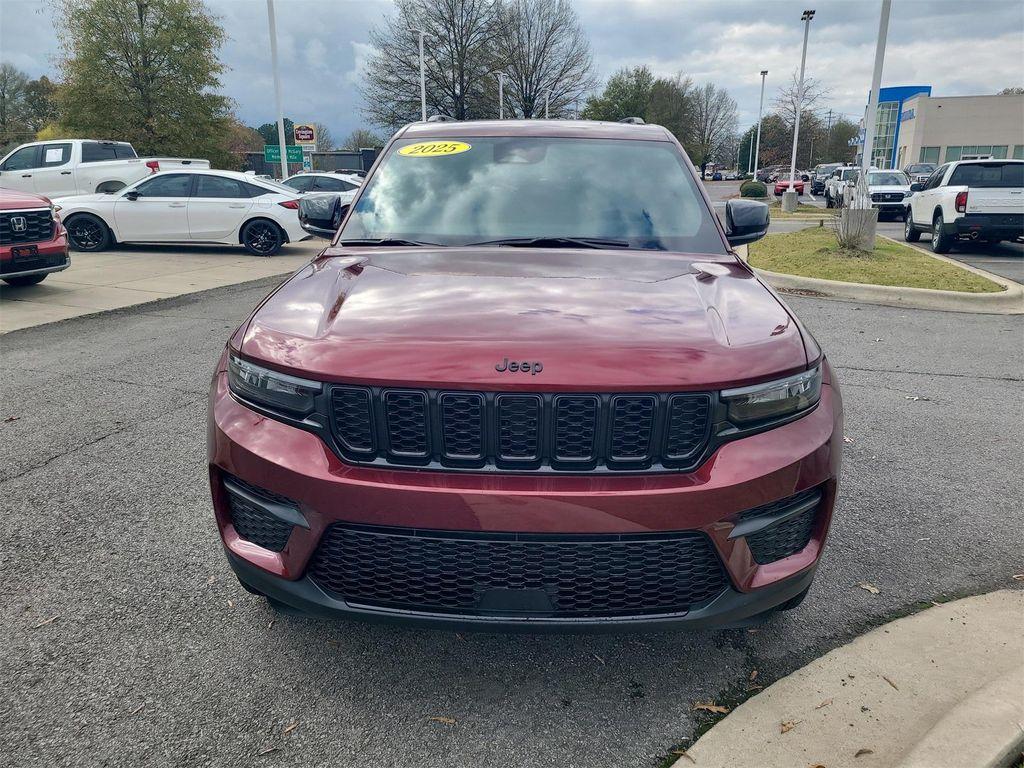 used 2025 Jeep Grand Cherokee car, priced at $34,359