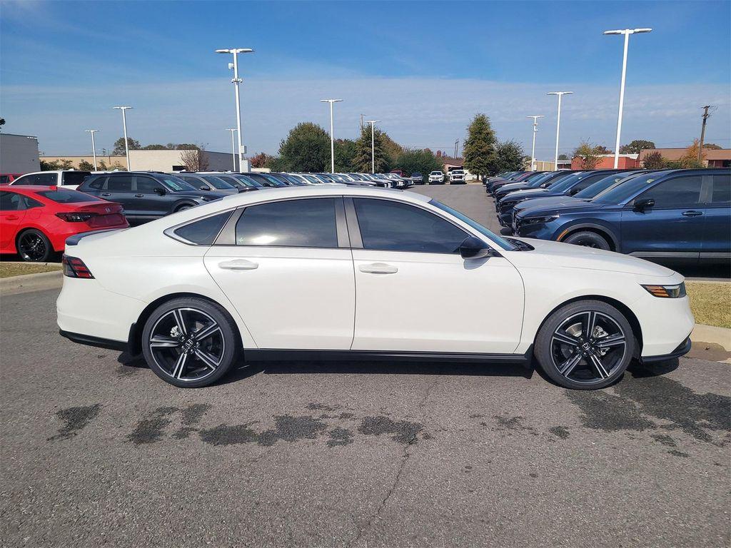 new 2025 Honda Accord Hybrid car, priced at $33,805