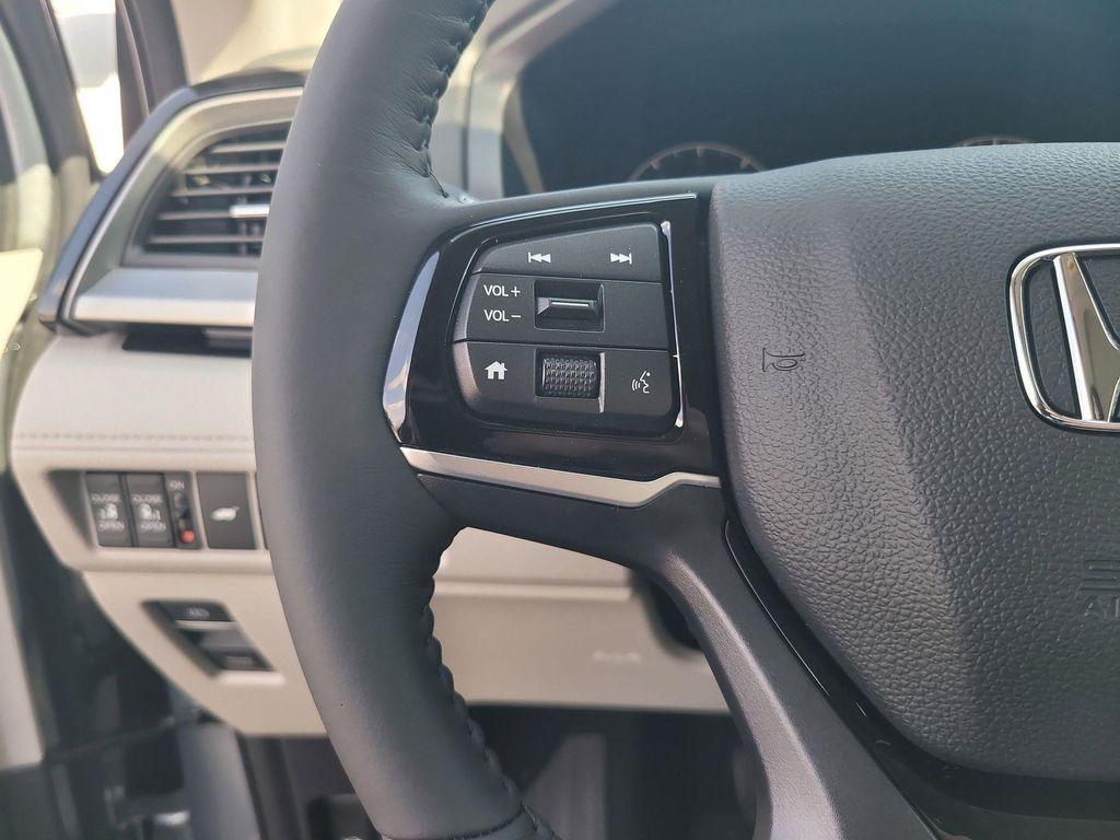 new 2026 Honda Odyssey car, priced at $48,990