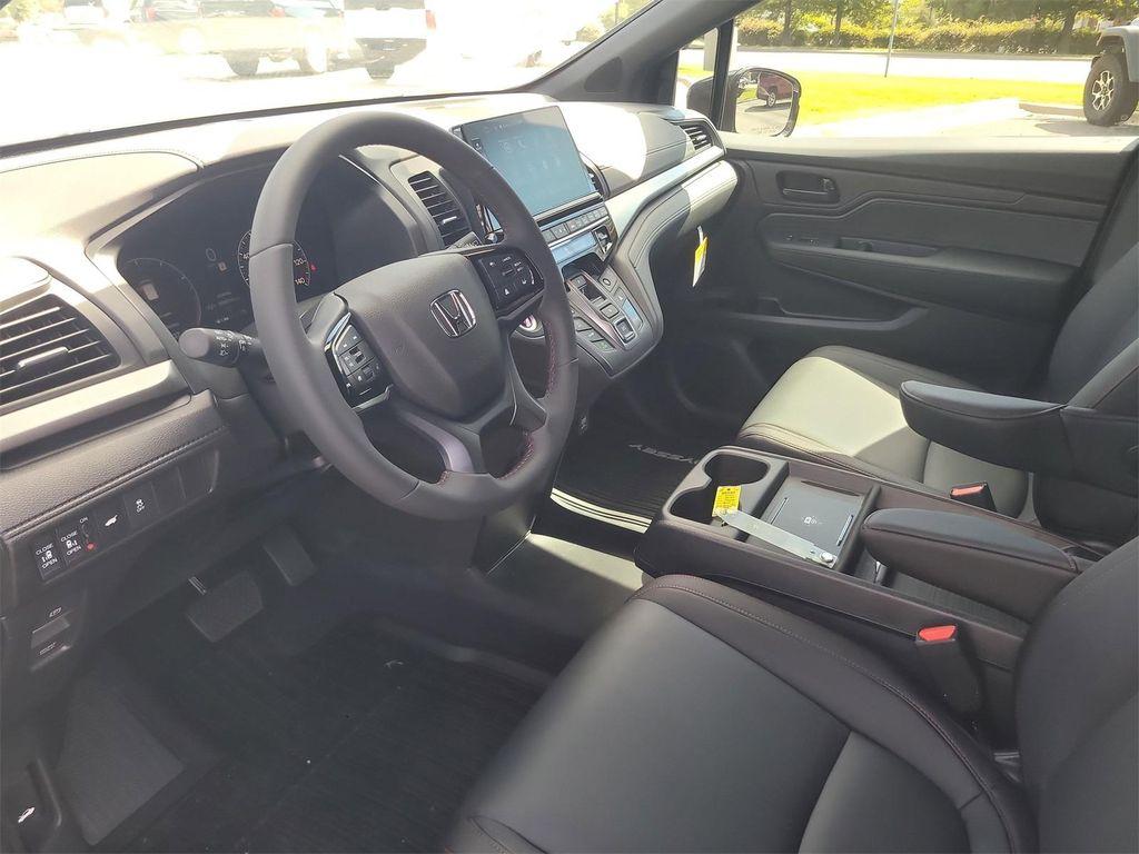 new 2026 Honda Odyssey car, priced at $44,243