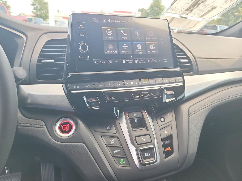 new 2026 Honda Odyssey car, priced at $44,243