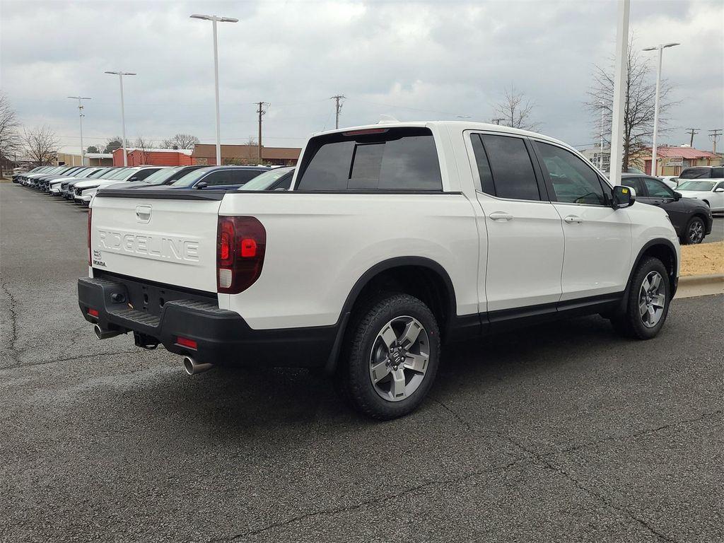new 2026 Honda Ridgeline car, priced at $43,345