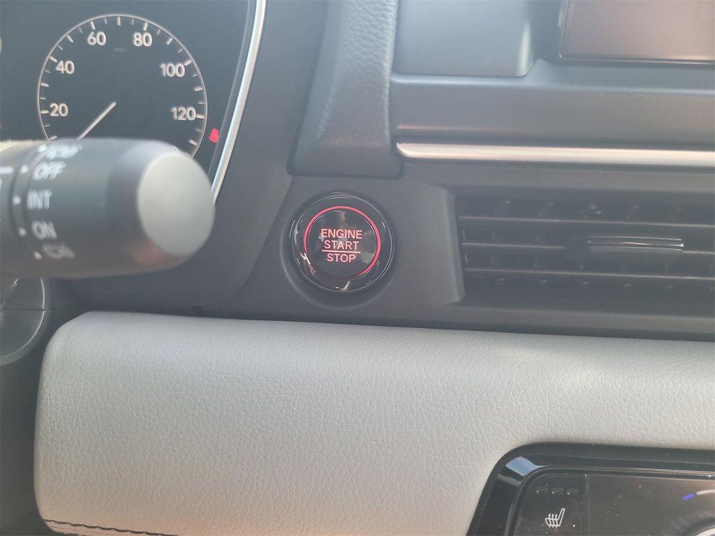 new 2025 Honda Pilot car, priced at $51,550