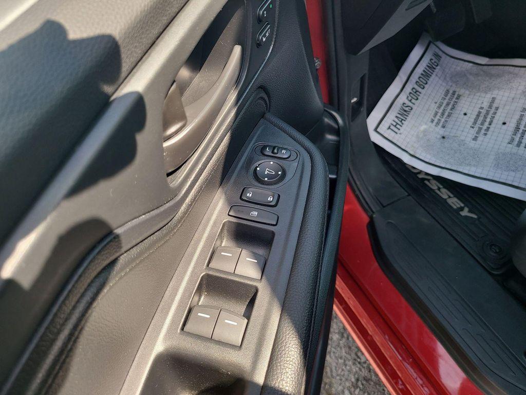 used 2024 Honda Odyssey car, priced at $37,224