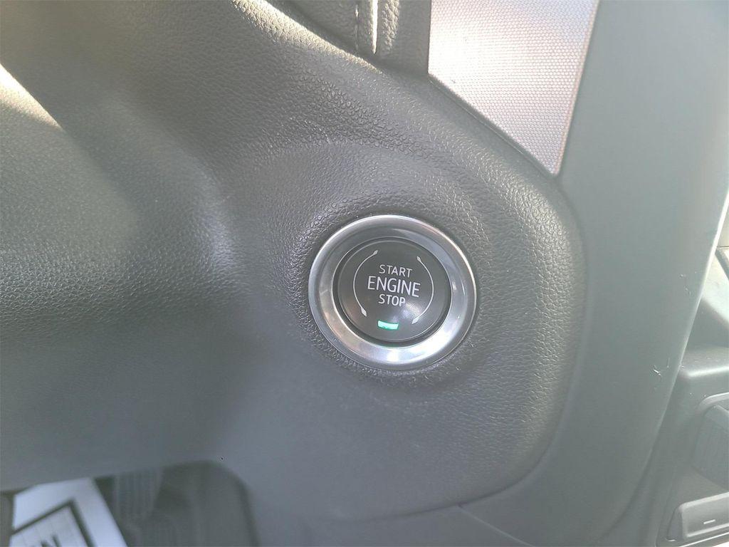 used 2019 GMC Sierra 1500 car, priced at $32,324