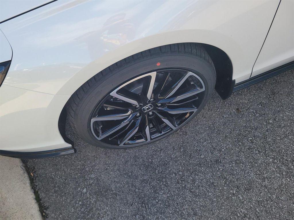 new 2025 Honda Accord Hybrid car, priced at $39,450